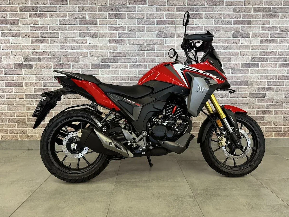 Honda CB 200X