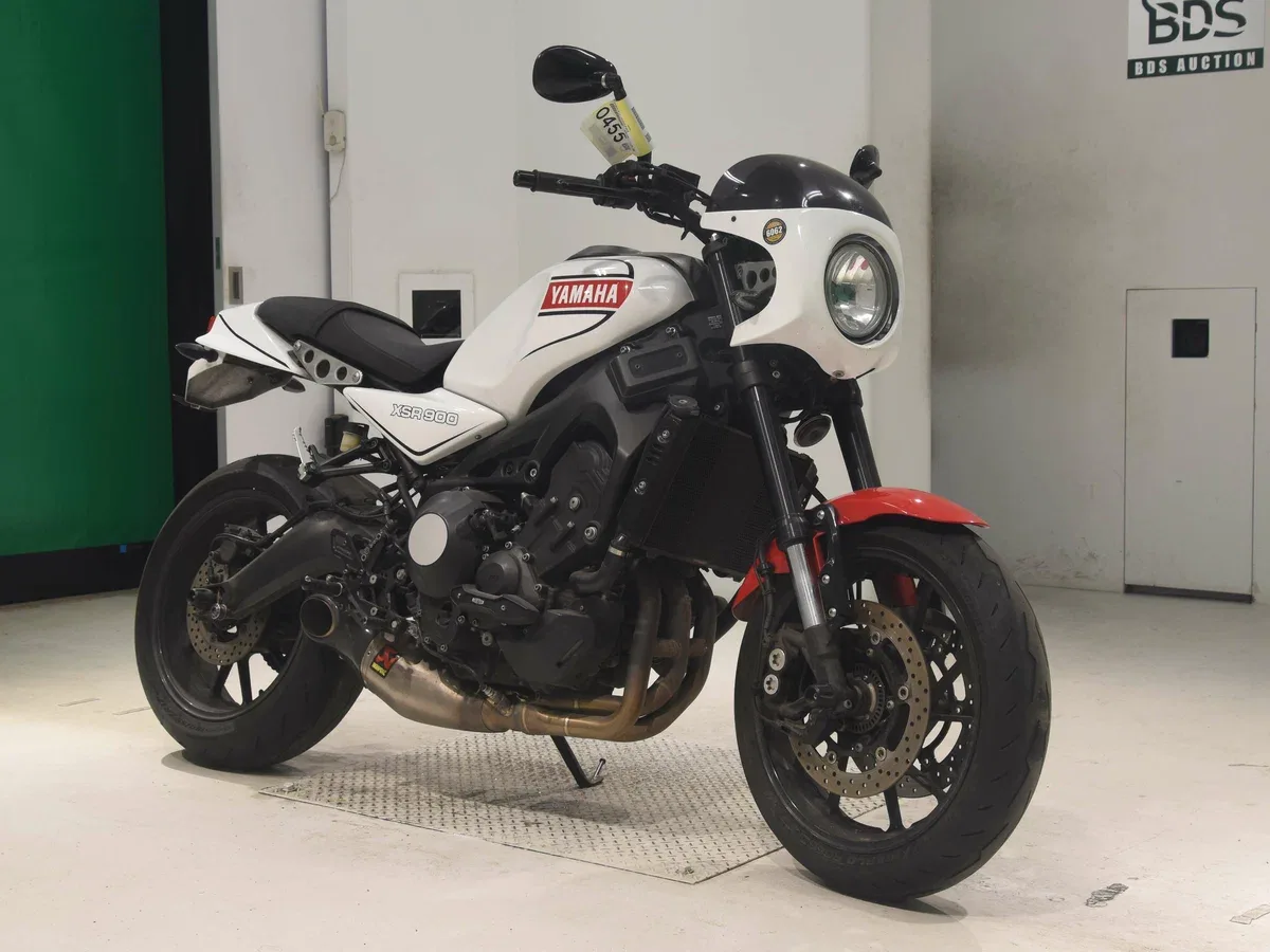 Yamaha XSR900