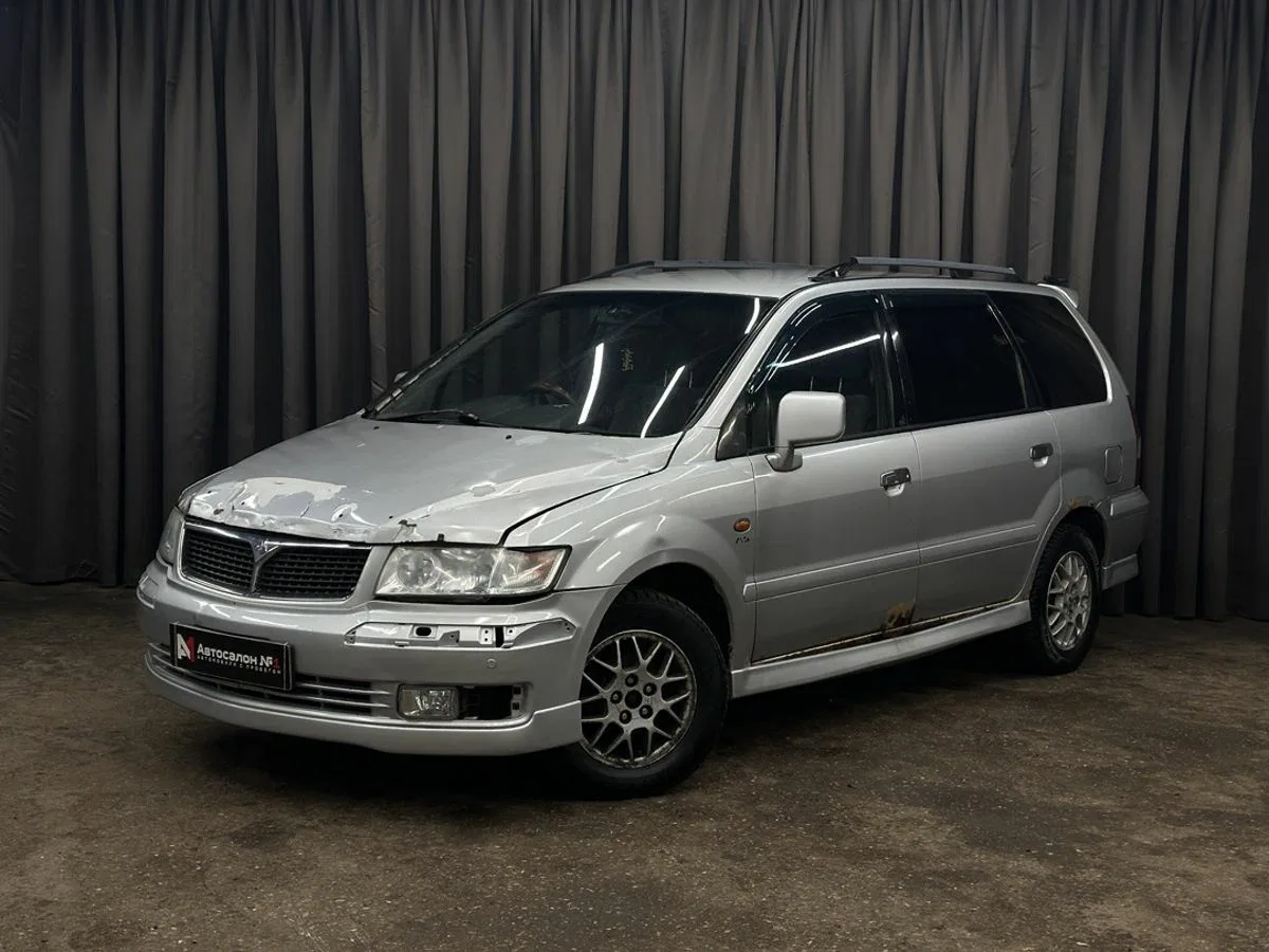 Mitsubishi Chariot III