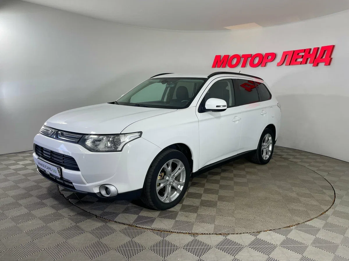 Mitsubishi Outlander III