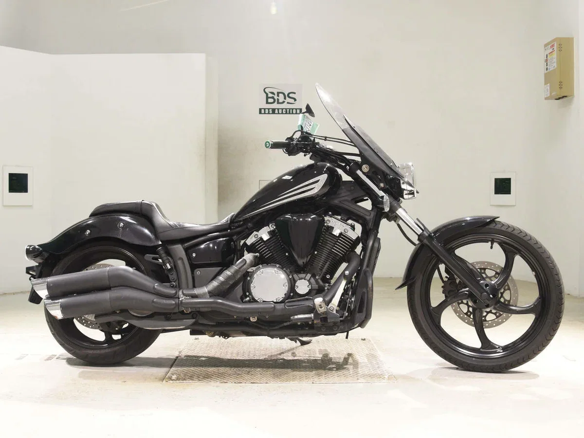 Yamaha XVS1300
