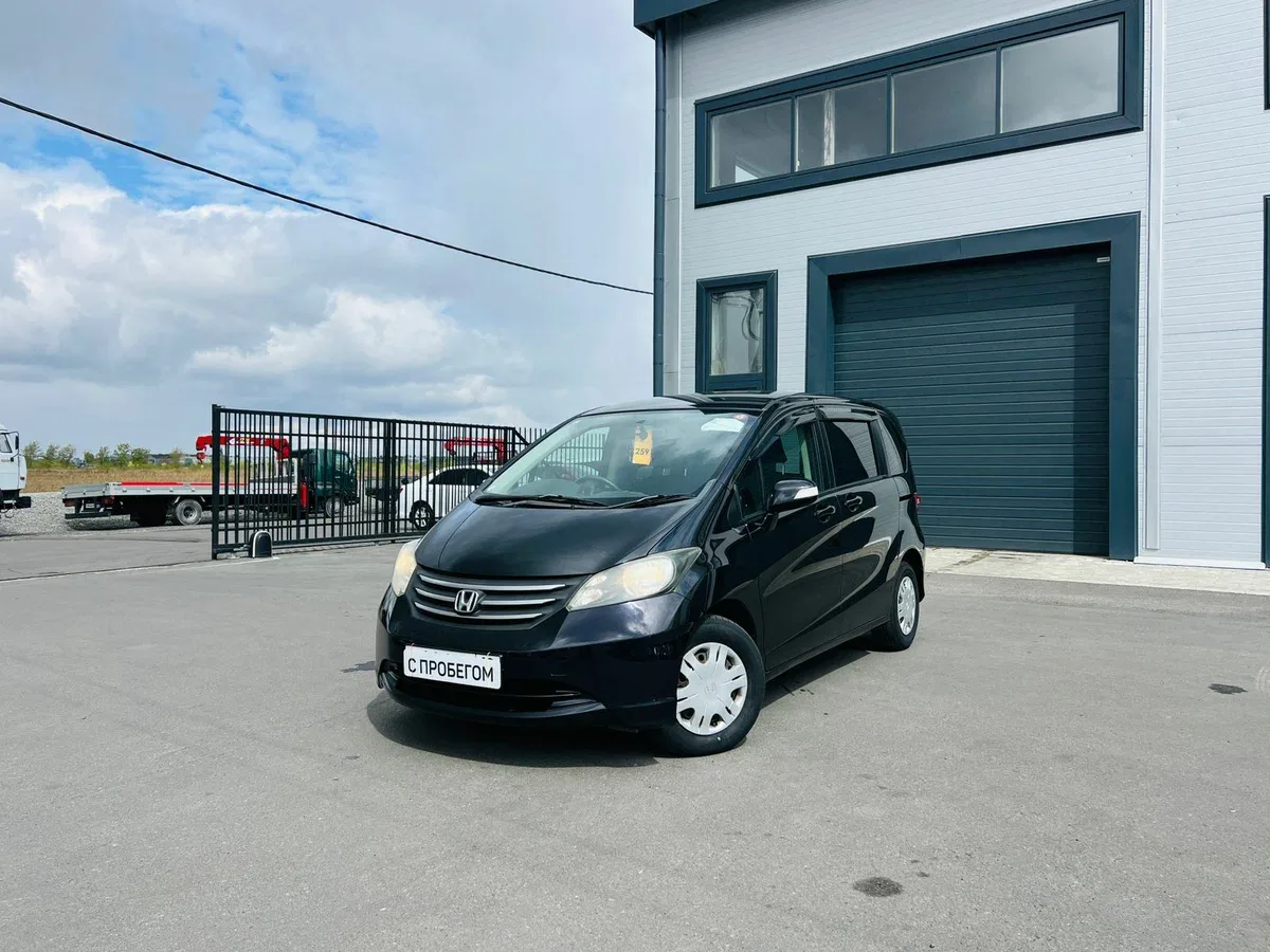 Honda Freed Spike I Рестайлинг