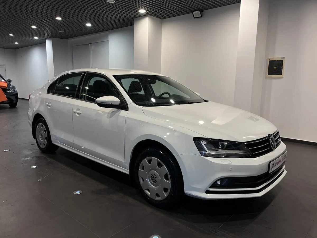 Volkswagen Jetta VI Рестайлинг