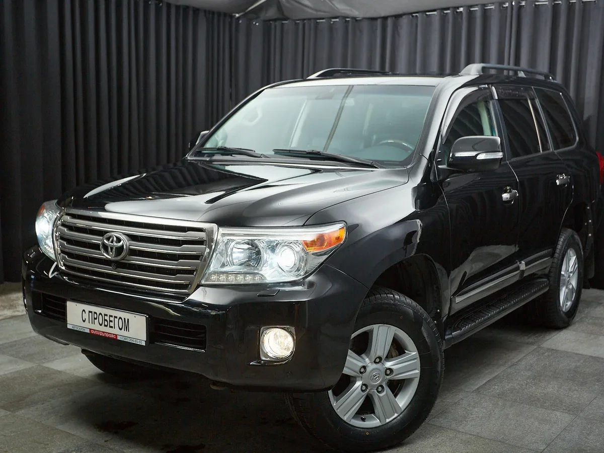 Toyota Land Cruiser 200 Series Рестайлинг 1