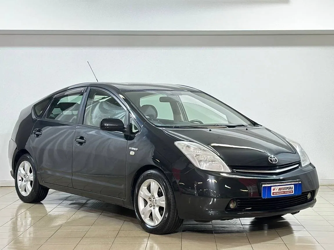 Toyota Prius II Рестайлинг (XW20)