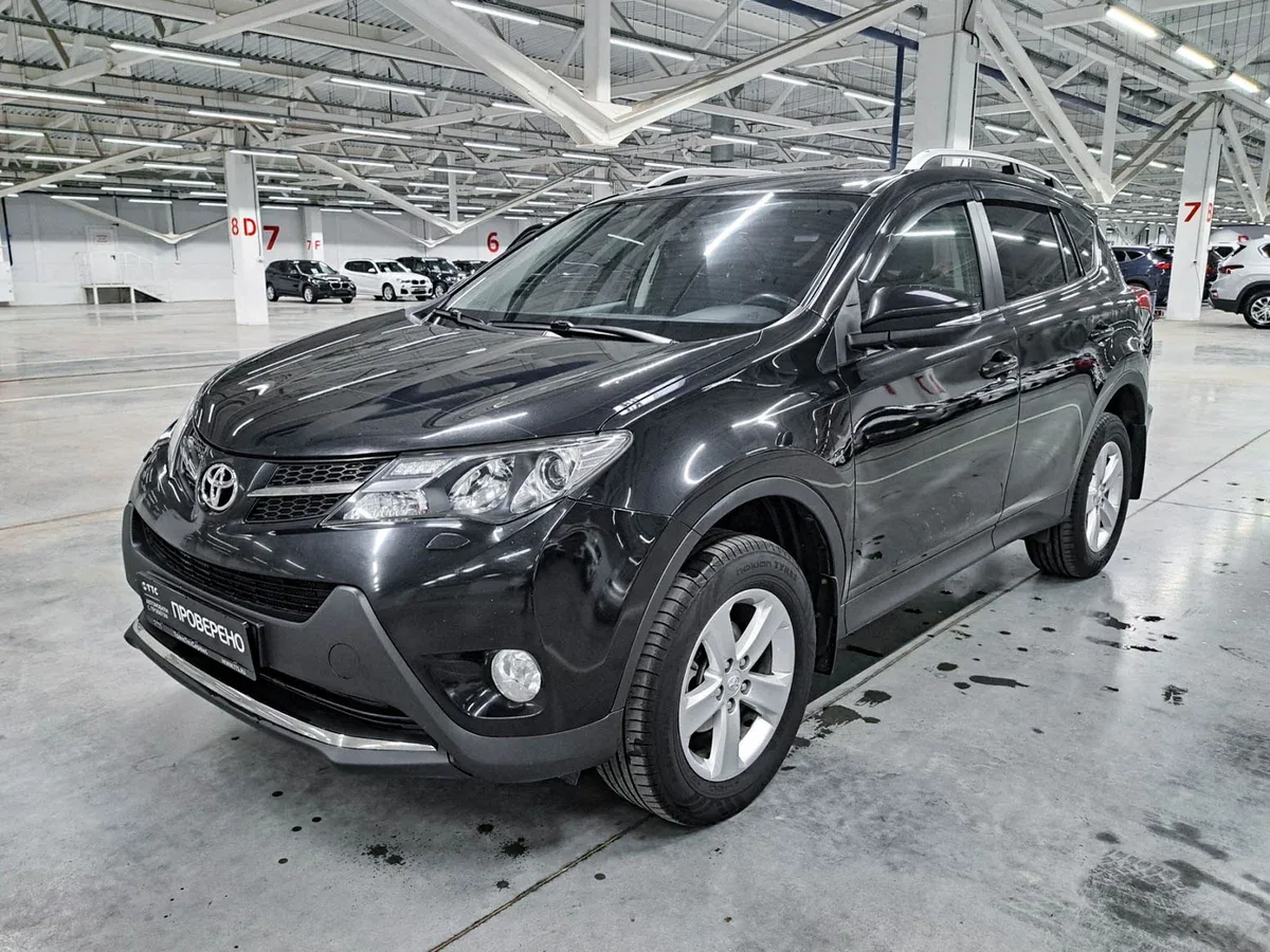 Toyota RAV4 IV (XA40)