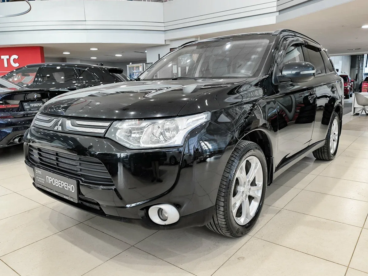 Mitsubishi Outlander III