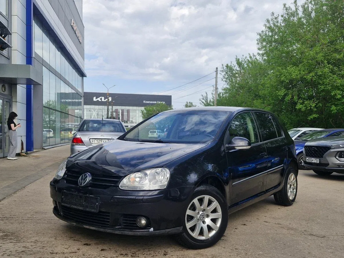 Volkswagen Golf V