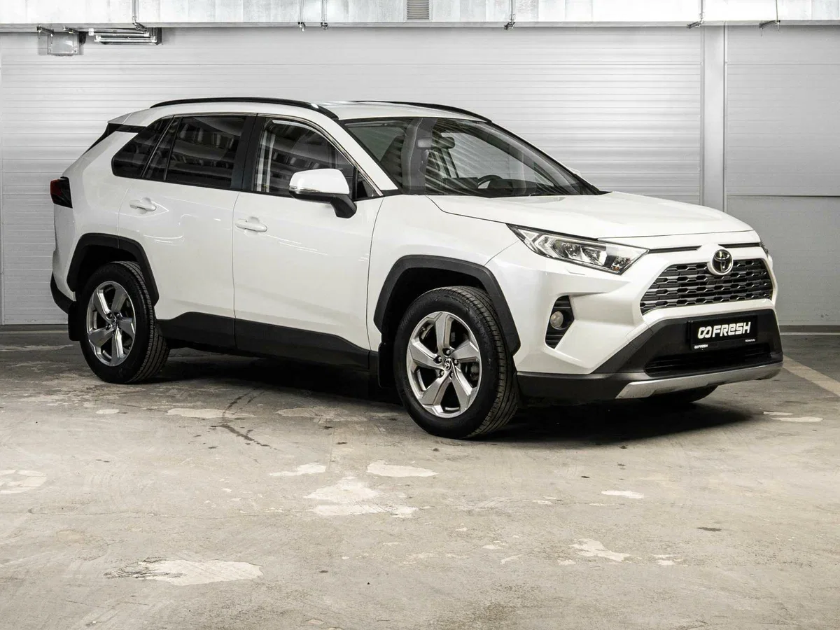 Toyota RAV4 V (XA50)
