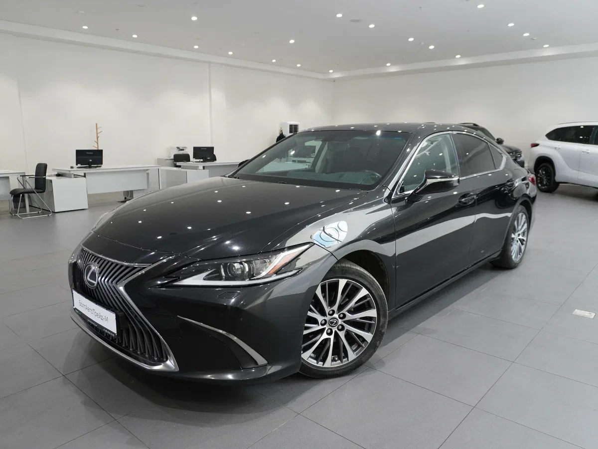 Lexus ES VII