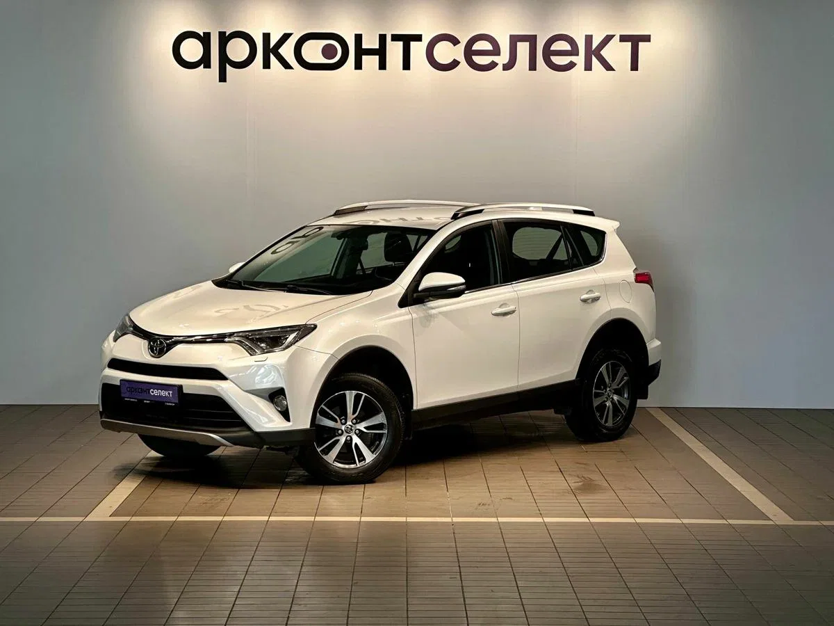 Toyota RAV4 IV (XA40) Рестайлинг