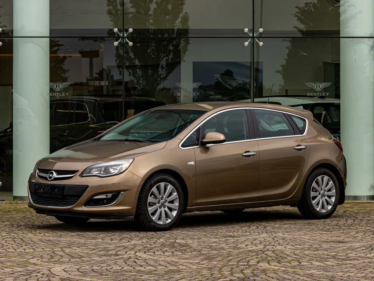 Opel Astra J Рестайлинг