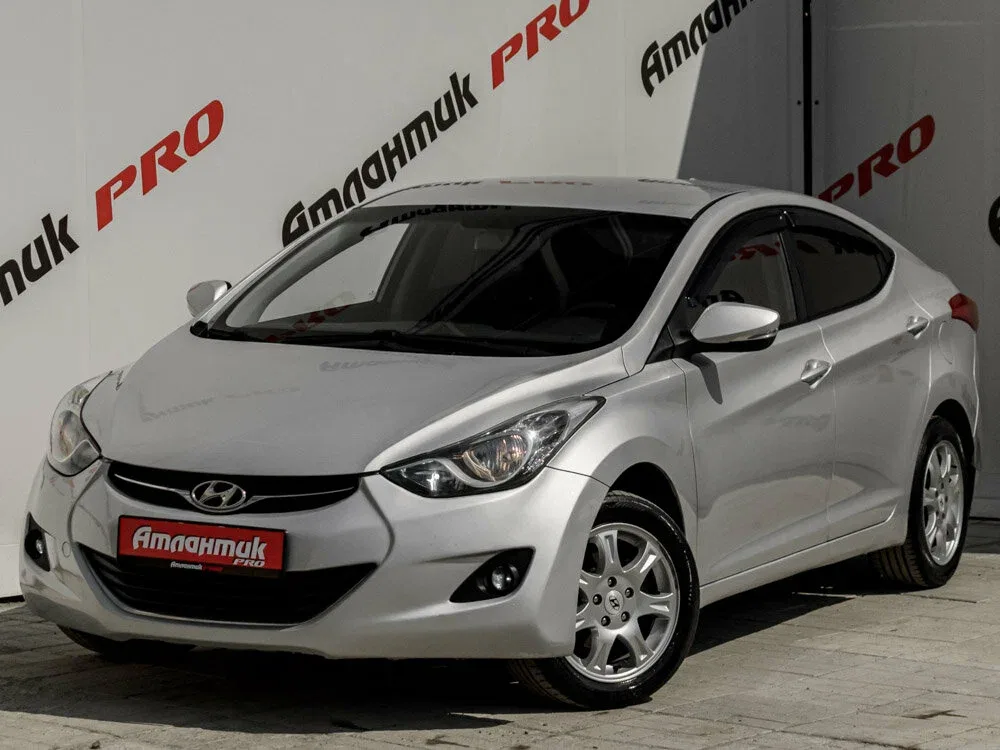 Hyundai Avante V