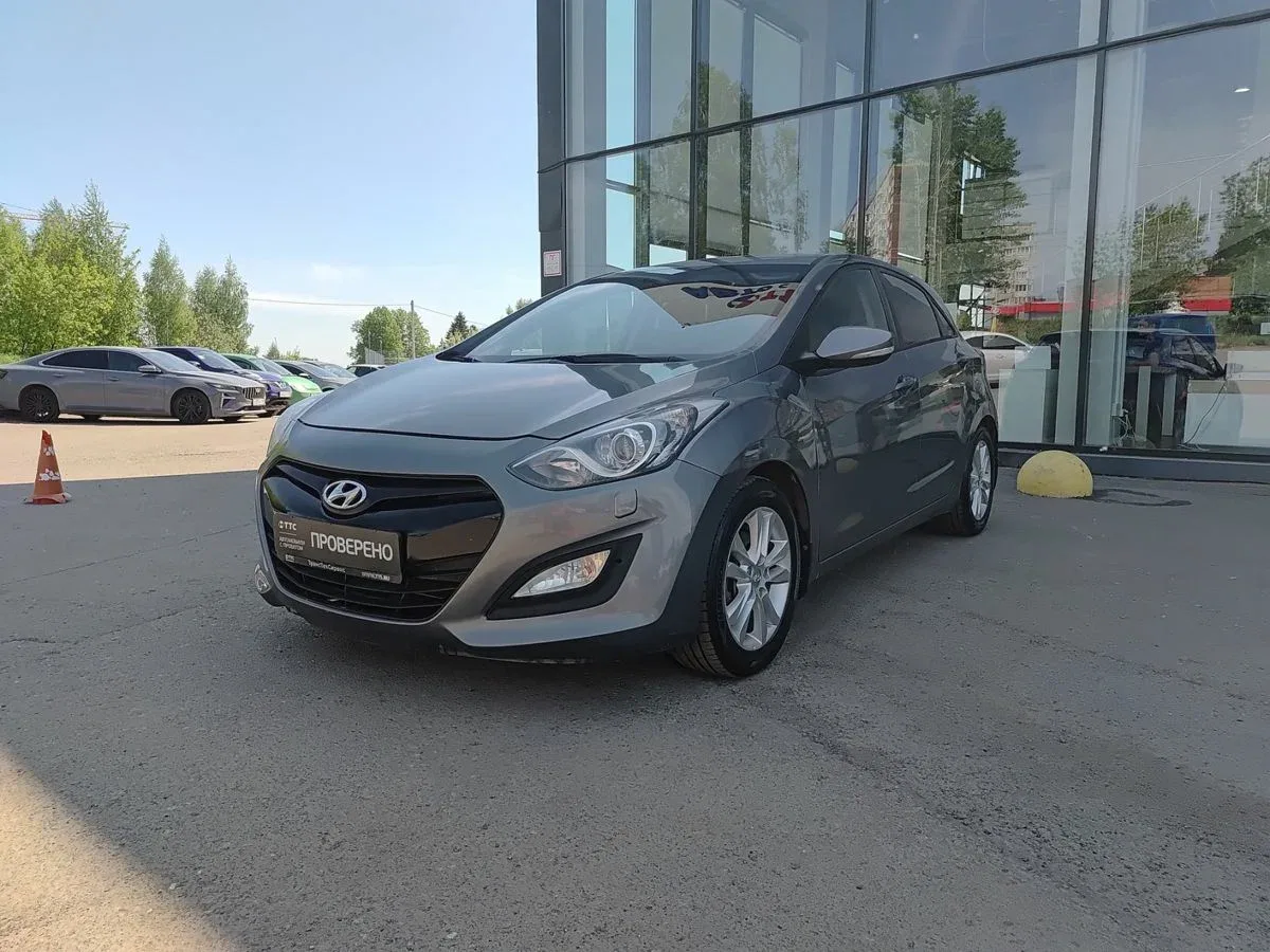 Hyundai i30 II