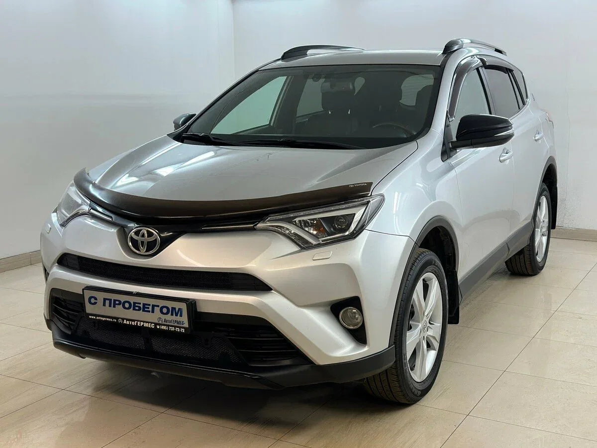 Toyota RAV4 IV (XA40) Рестайлинг