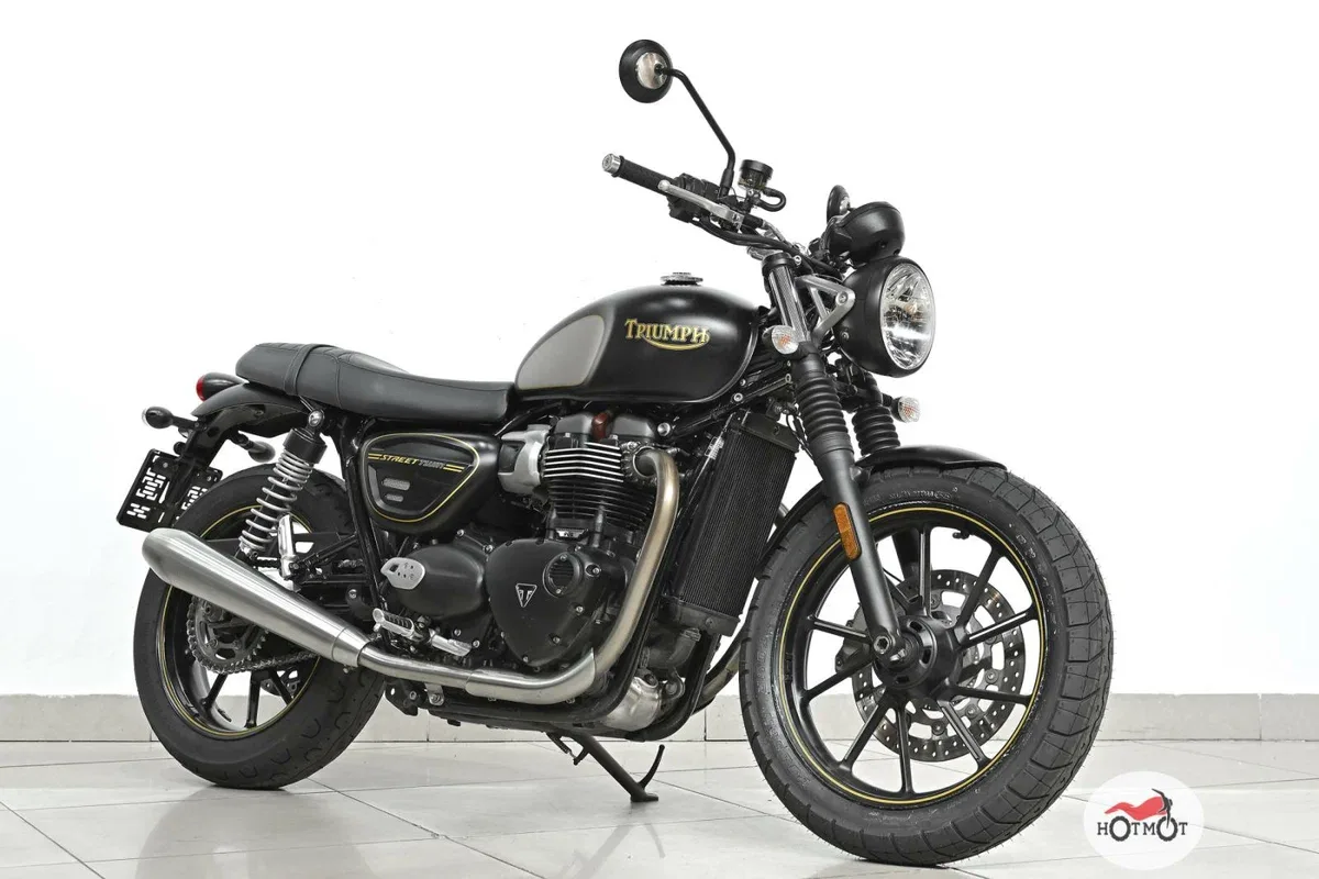 Triumph Street Twin