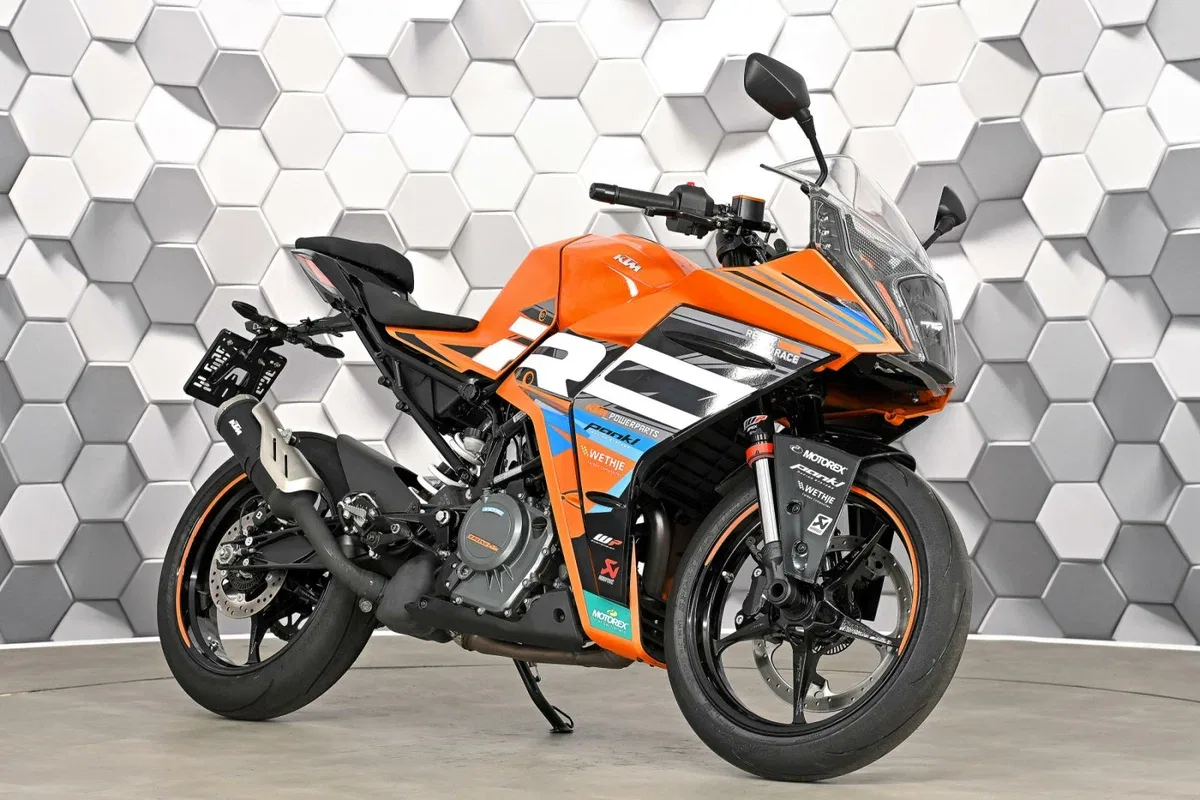 KTM AG RC 390