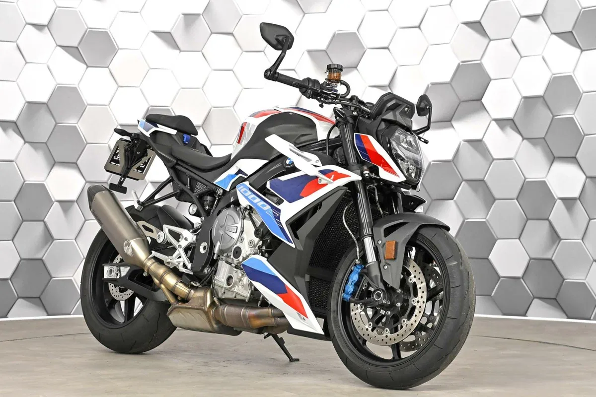 BMW M 1000 R