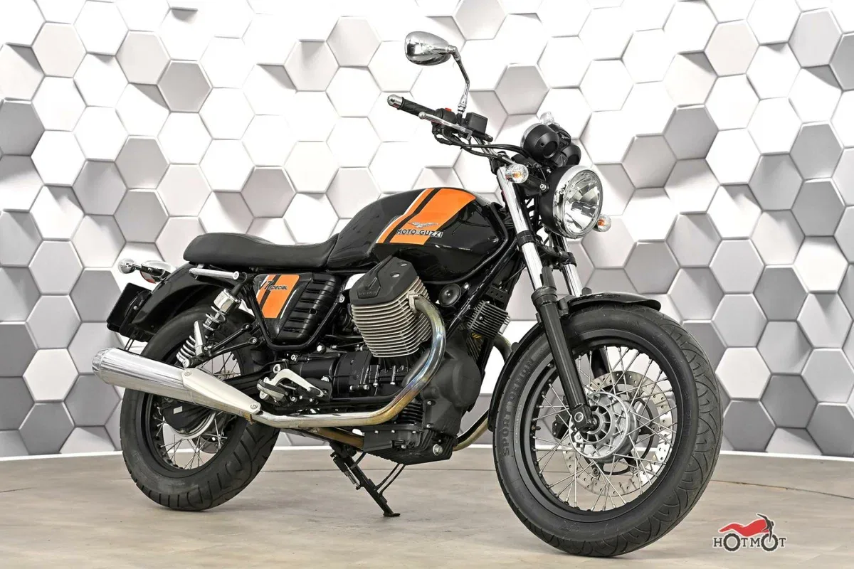Moto Guzzi V 7