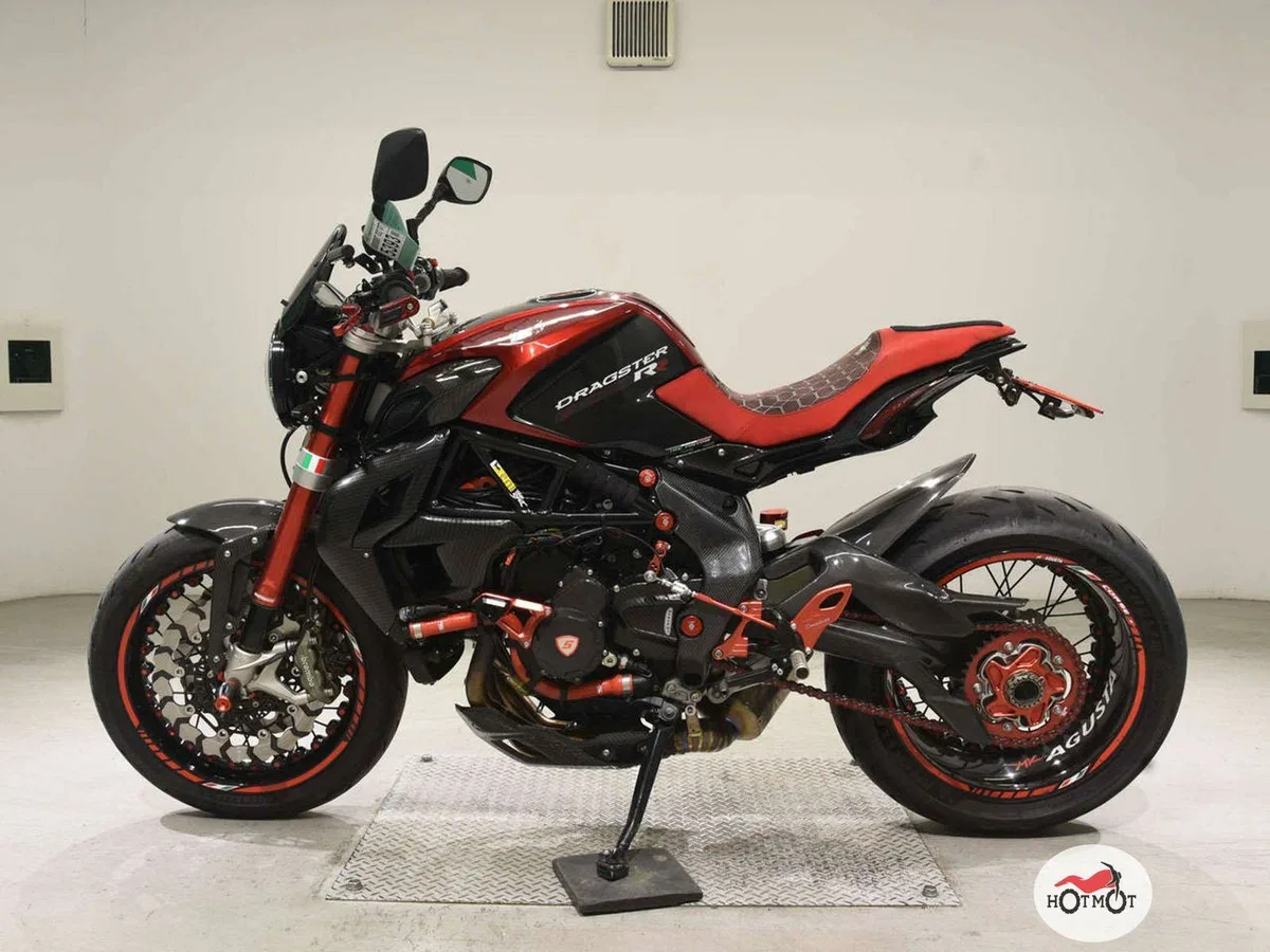 MV Agusta Dragster 800