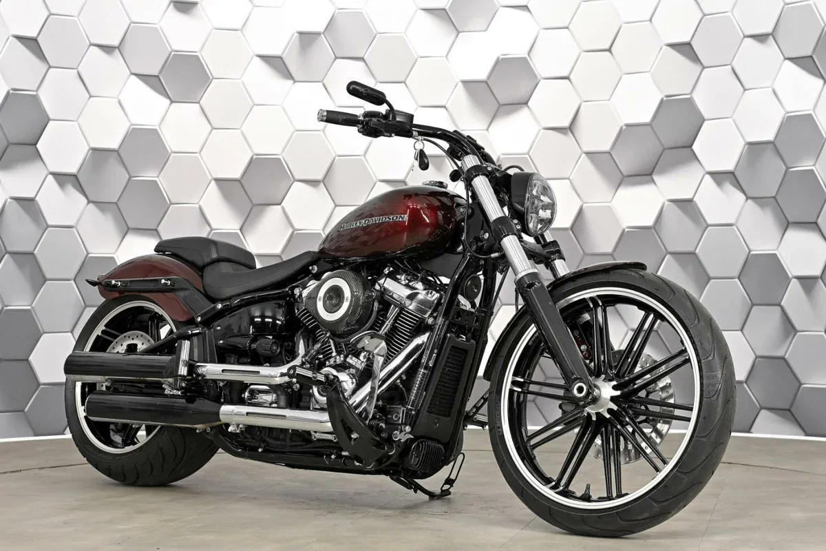 Harley-Davidson Breakout