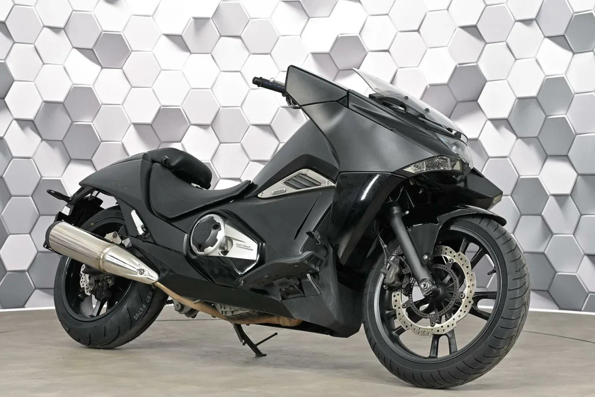 Honda NM4