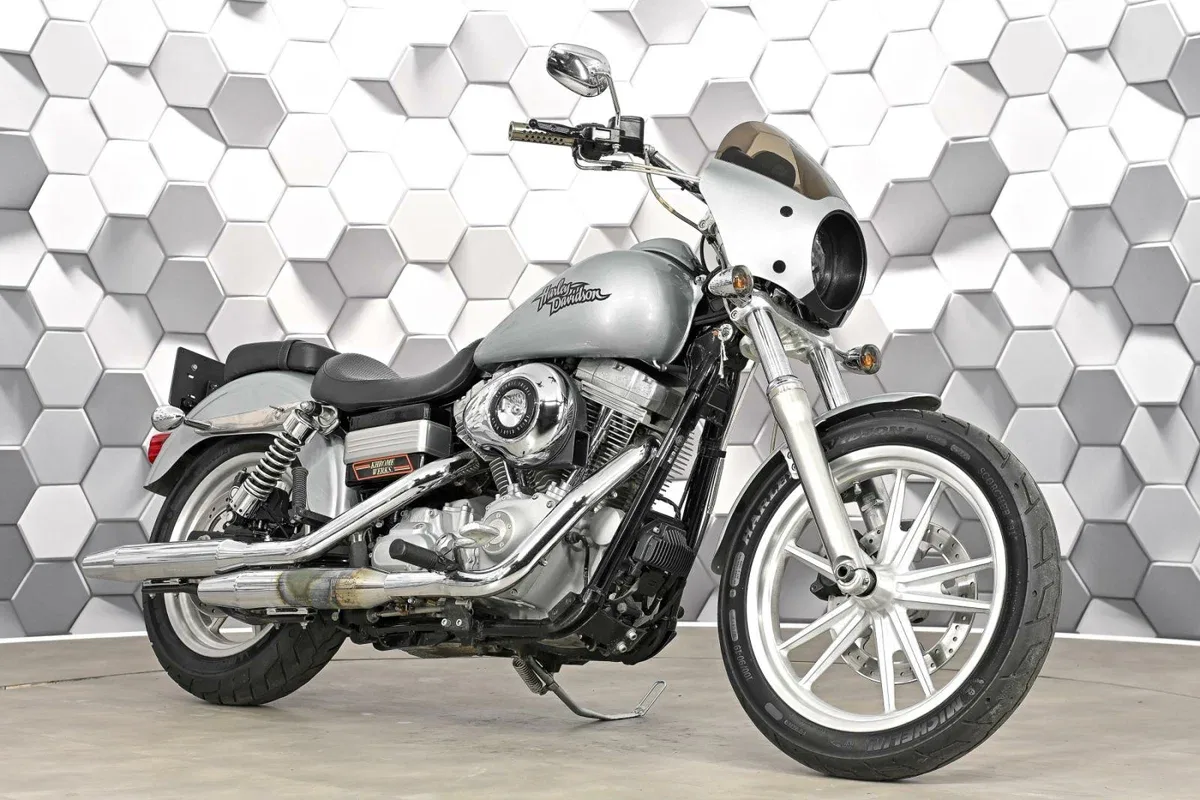 Harley-Davidson Dyna Super Glide