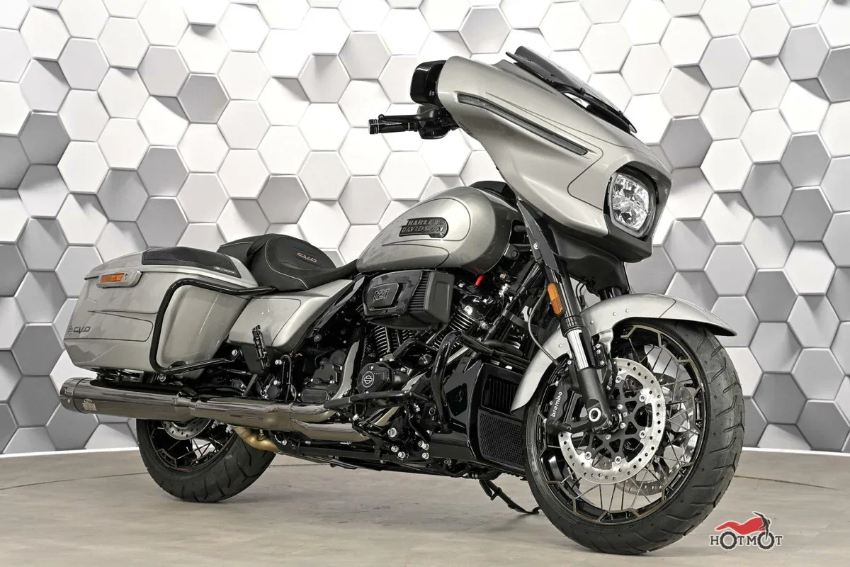 Harley-Davidson CVO Street Glide