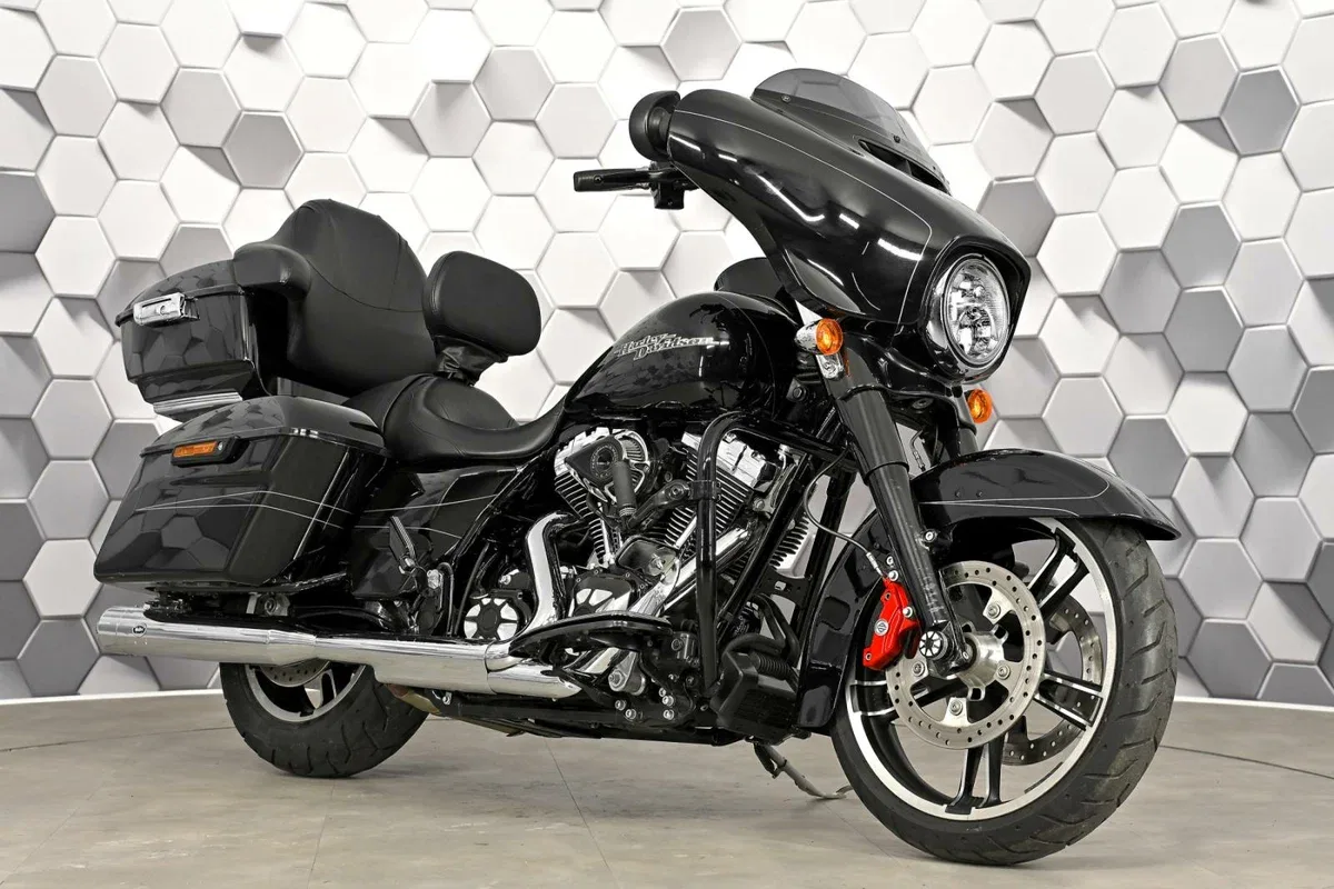 Harley-Davidson Street Glide Special