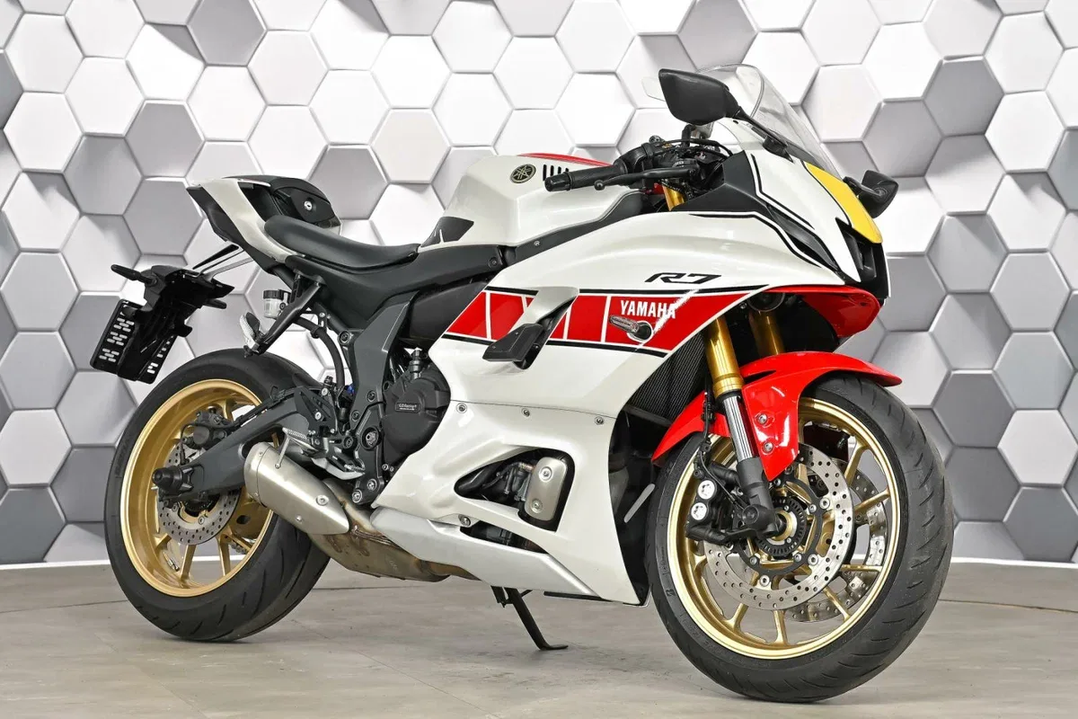 Yamaha YZF-R7