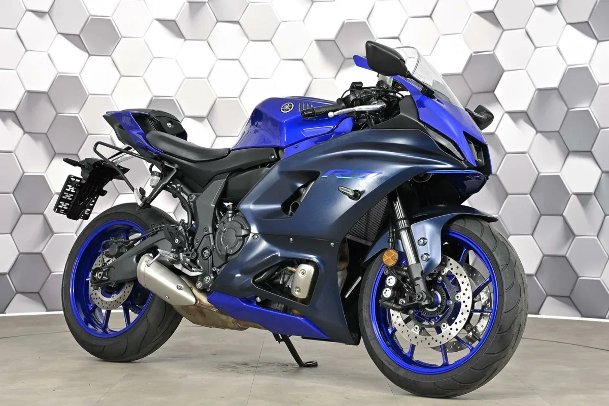 Yamaha YZF-R7