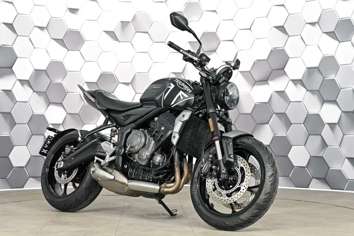 Triumph Trident 660