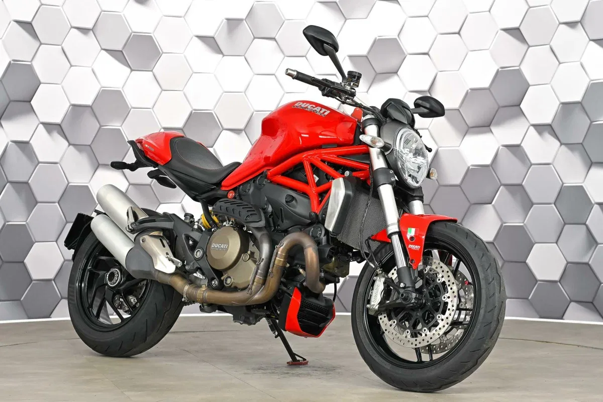 Ducati Monster 1200
