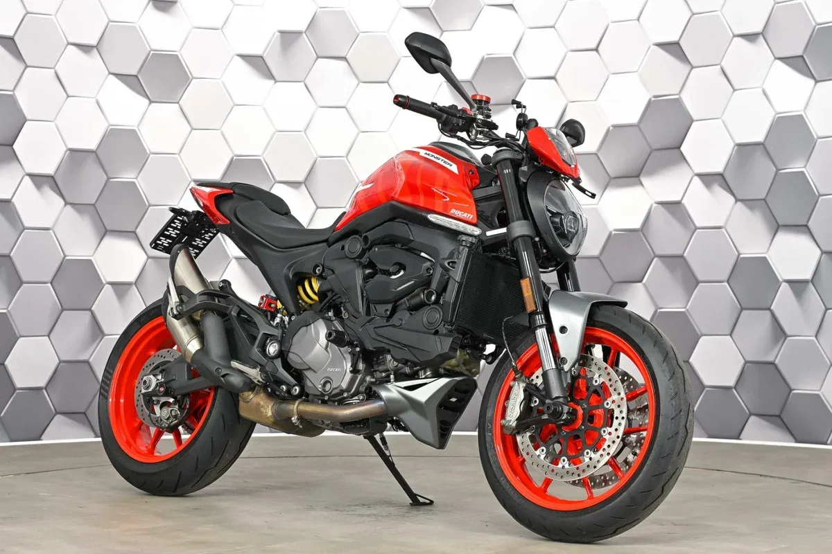Ducati Monster 937