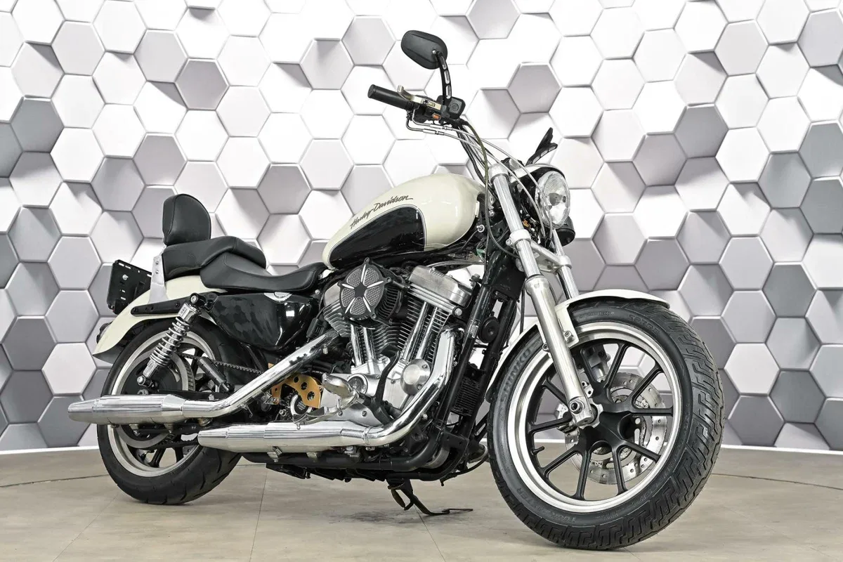 Harley-Davidson Sportster 883