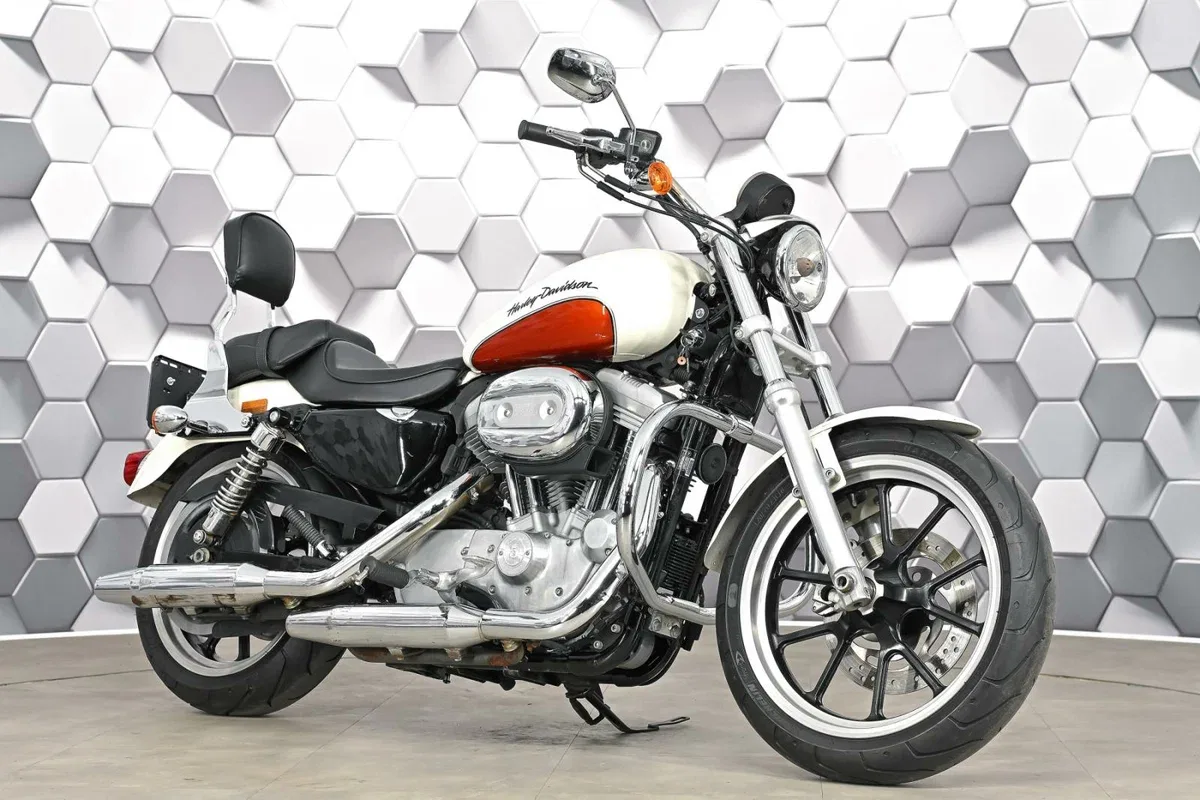 Harley-Davidson Sportster 883