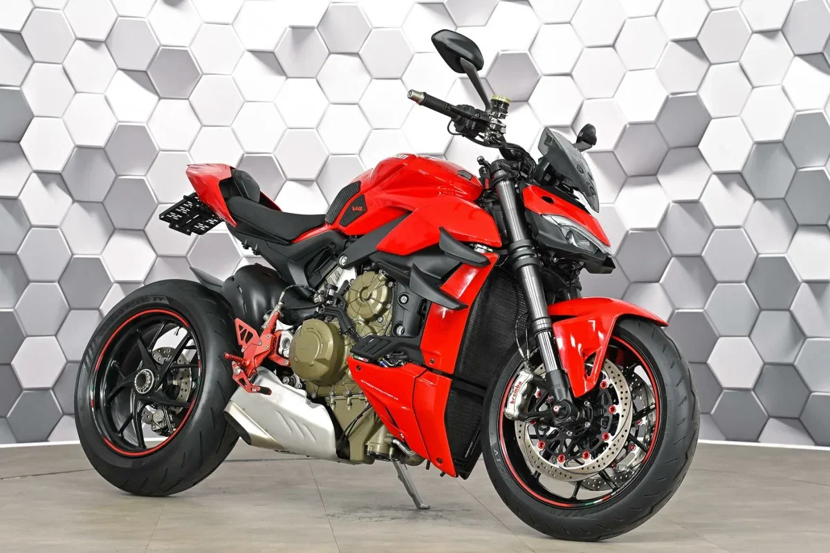 Ducati Streetfighter V4