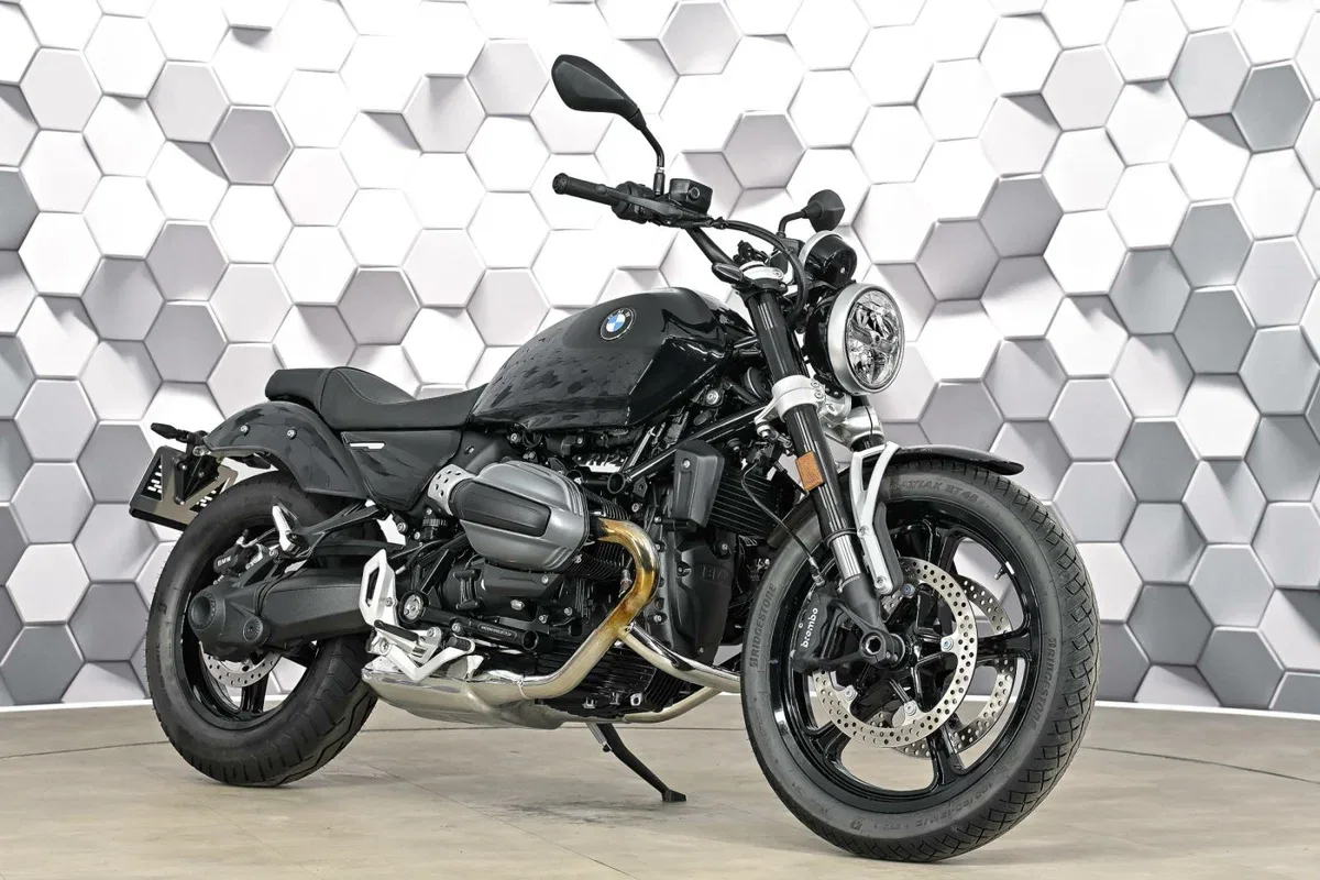 BMW R 12