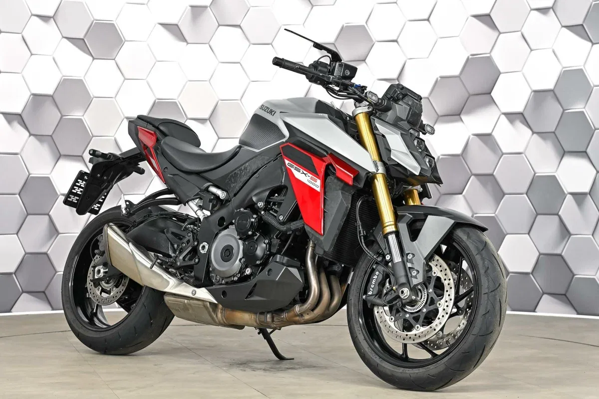 Suzuki GSX-S1000