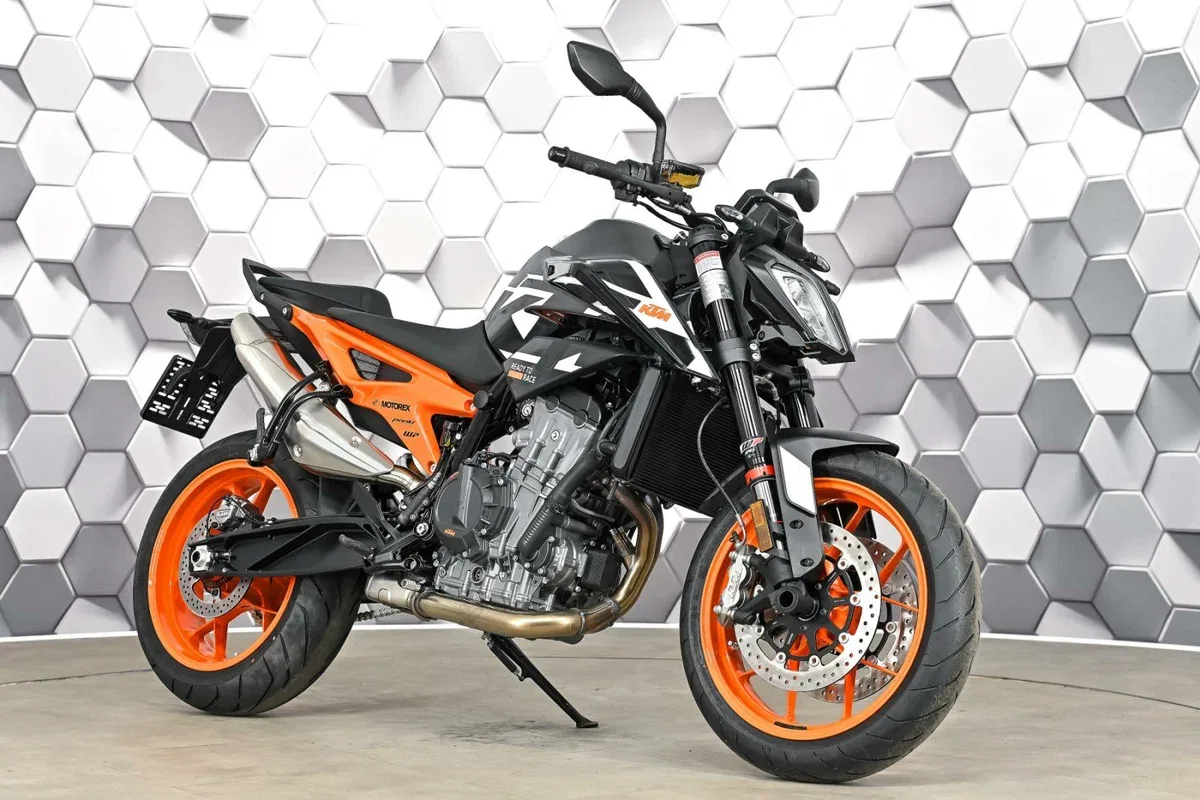 KTM AG 890 Duke