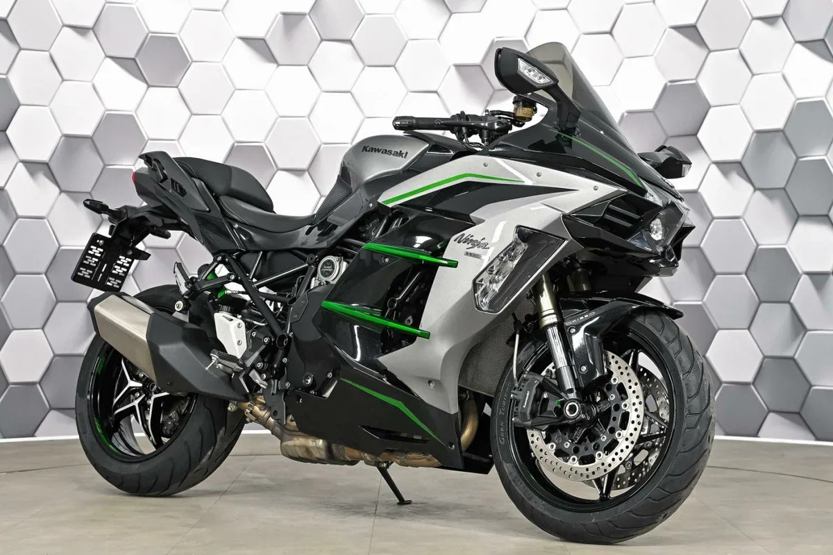 Kawasaki Ninja H2 SX