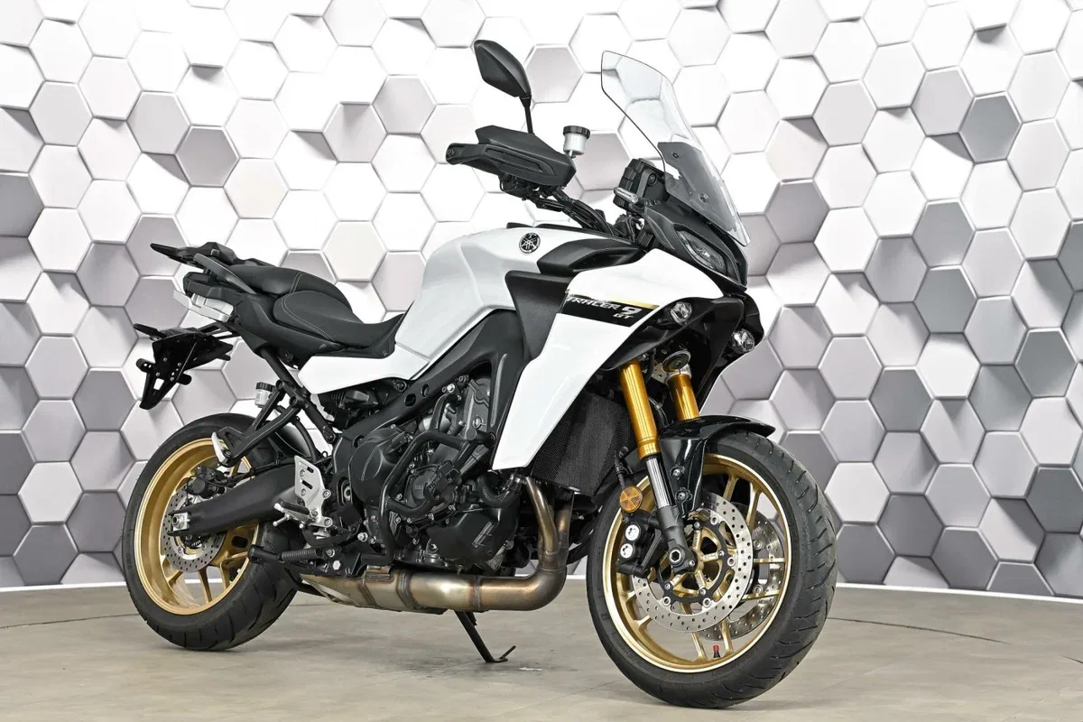 Yamaha MT-09 Tracer