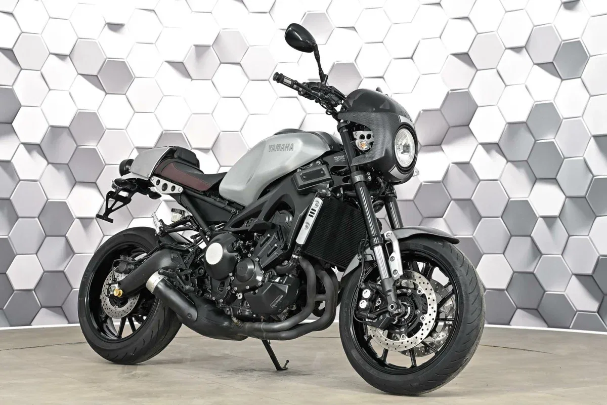 Yamaha XSR900