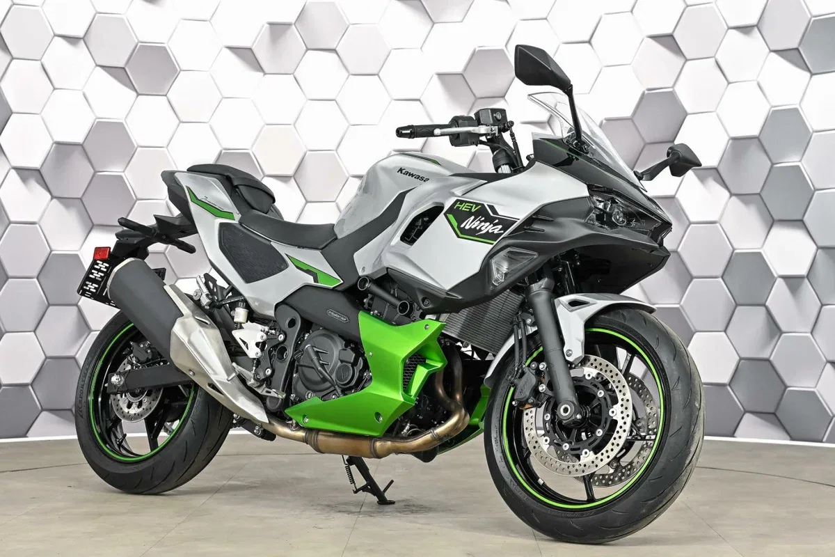 Kawasaki Ninja 7