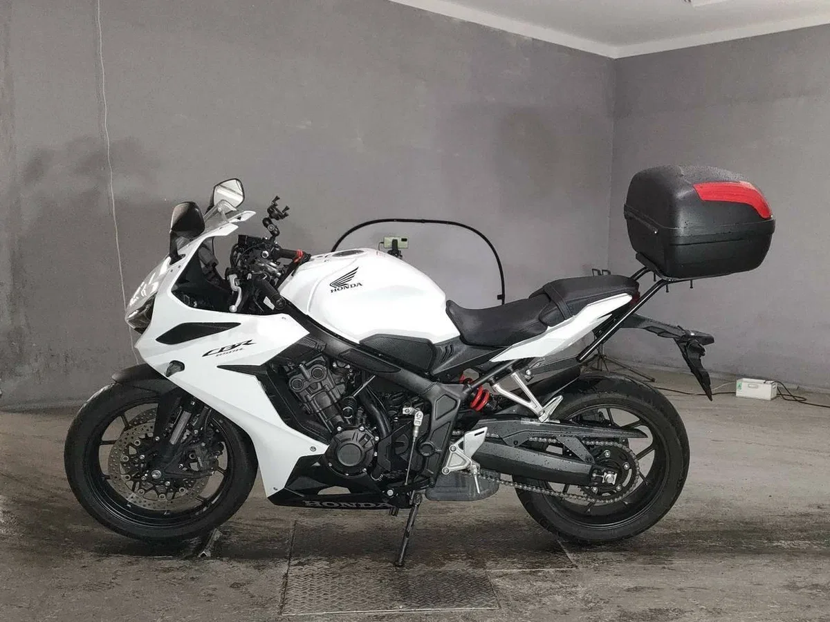 Honda CBR650R