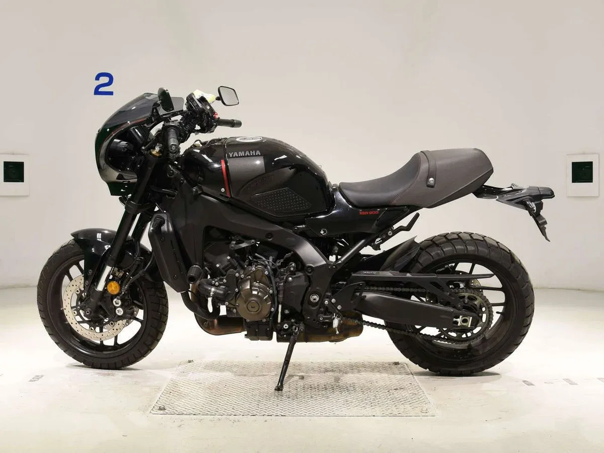 Yamaha XSR900