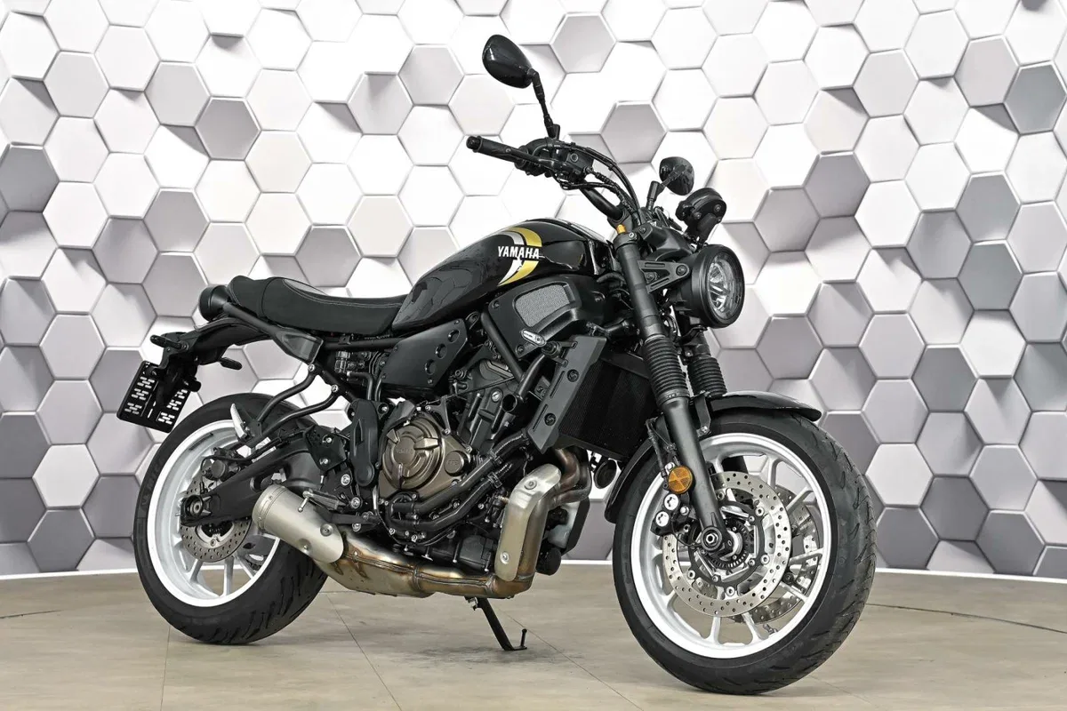 Yamaha XSR700