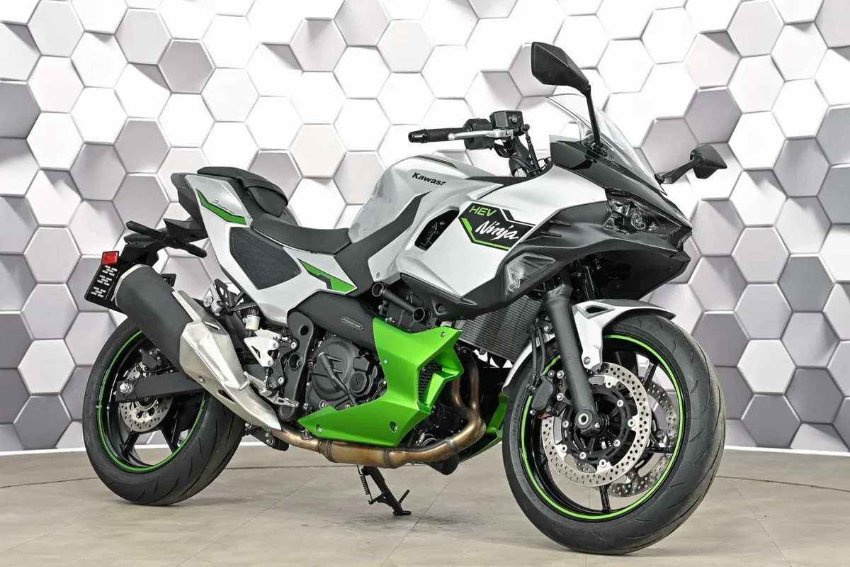 Kawasaki Ninja 7