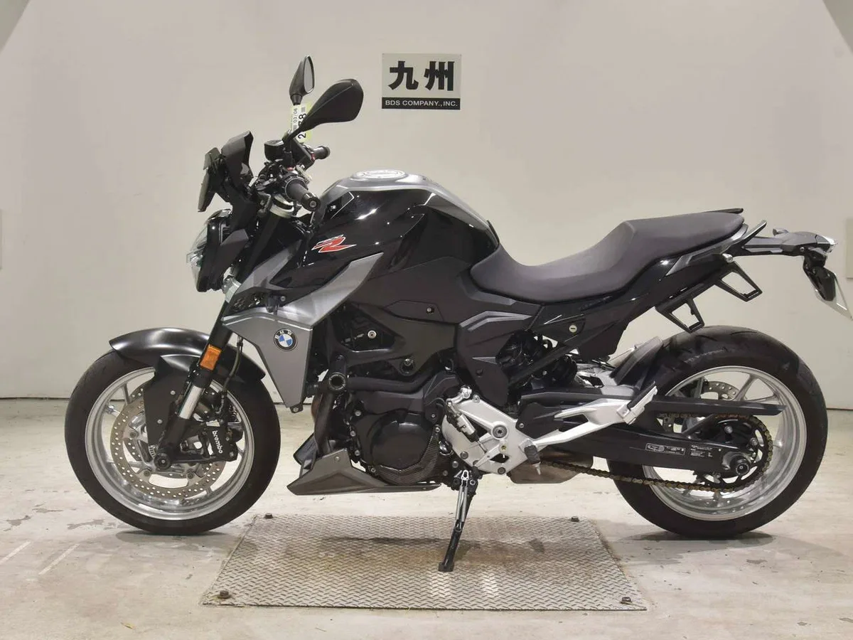 BMW F 900 R