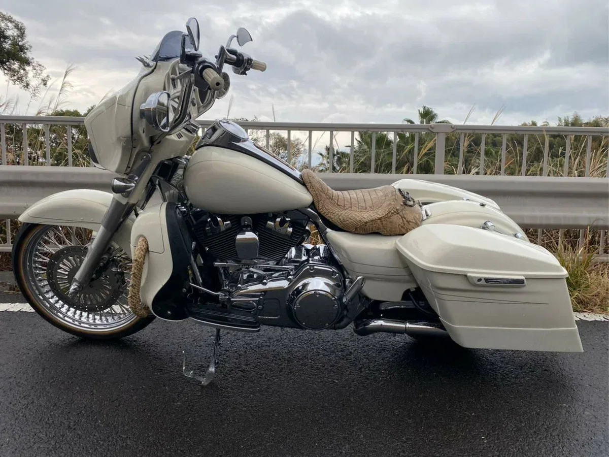 Harley-Davidson Street Glide Special